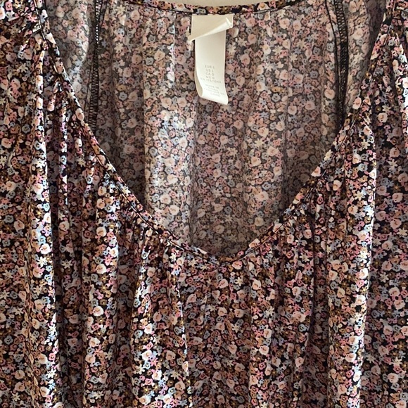 H & M DRESS - Picture 2 of 4